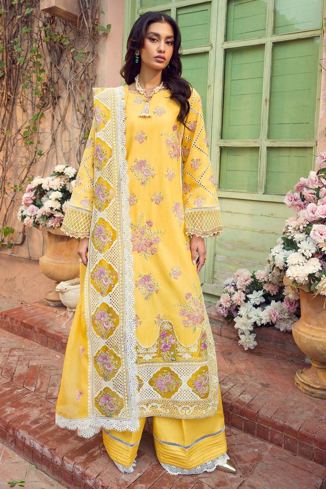 Motifz Premium Luxury Lawn'24 D#4423