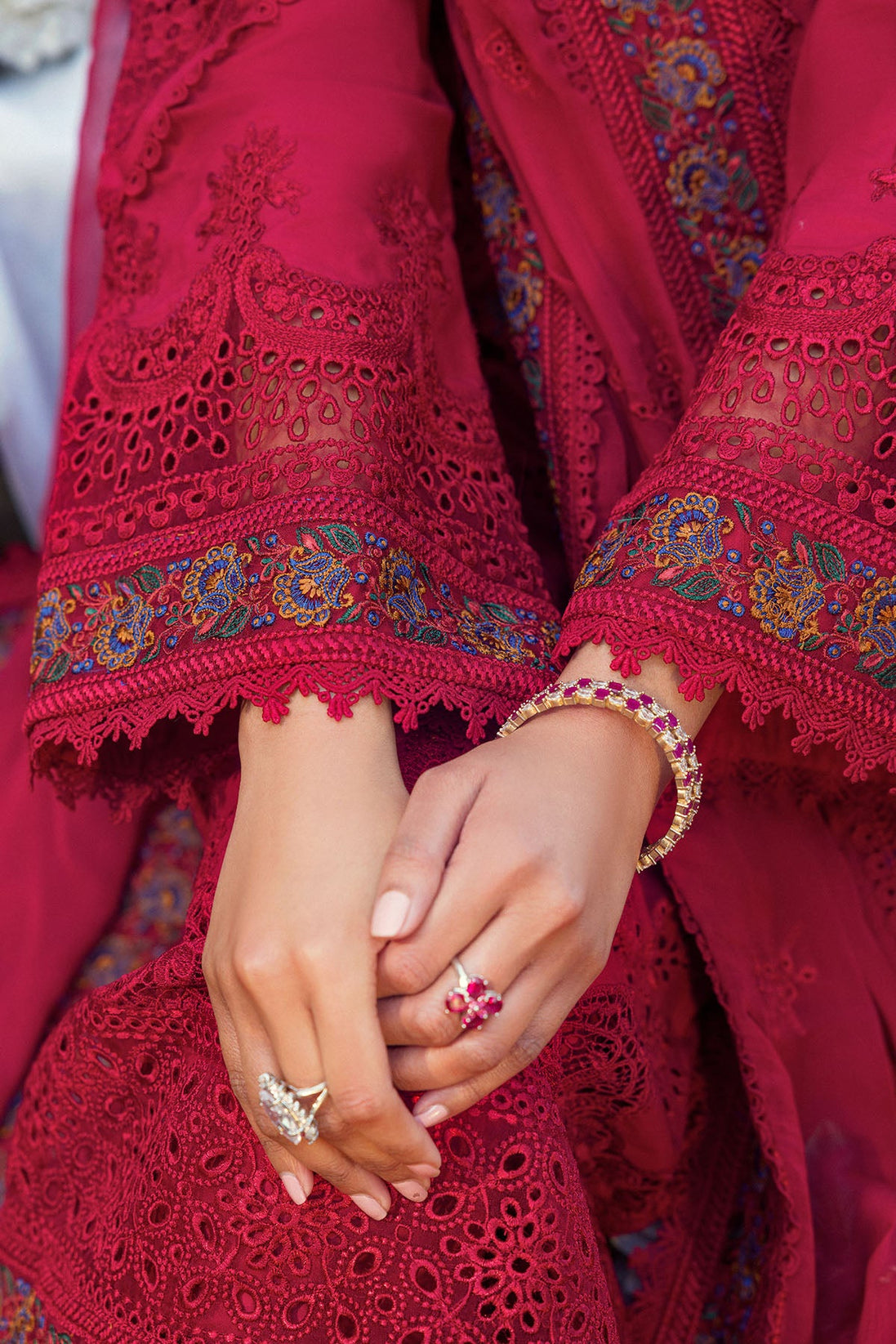 Motifz Premium Luxury Lawn'24 D#4425