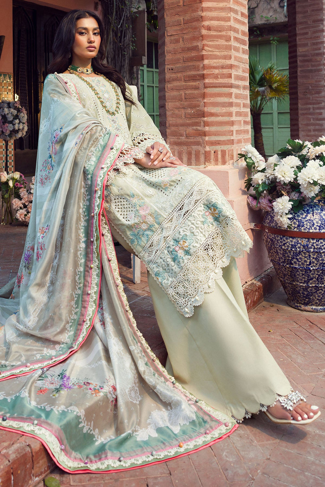 Motifz Premium Luxury Lawn'24 D#4427