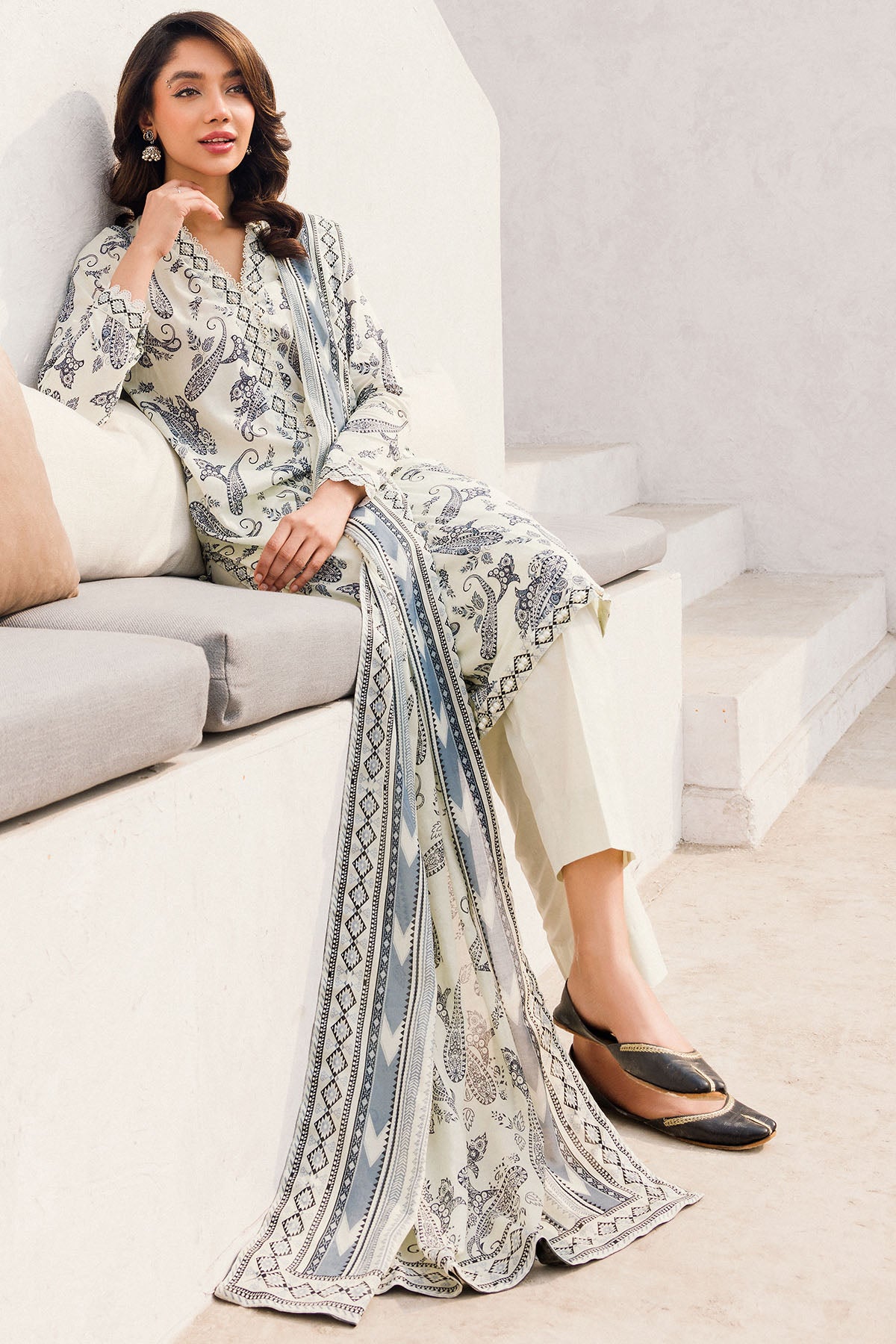 Motifz Rang D/Lawn'24 V#1 D#4546