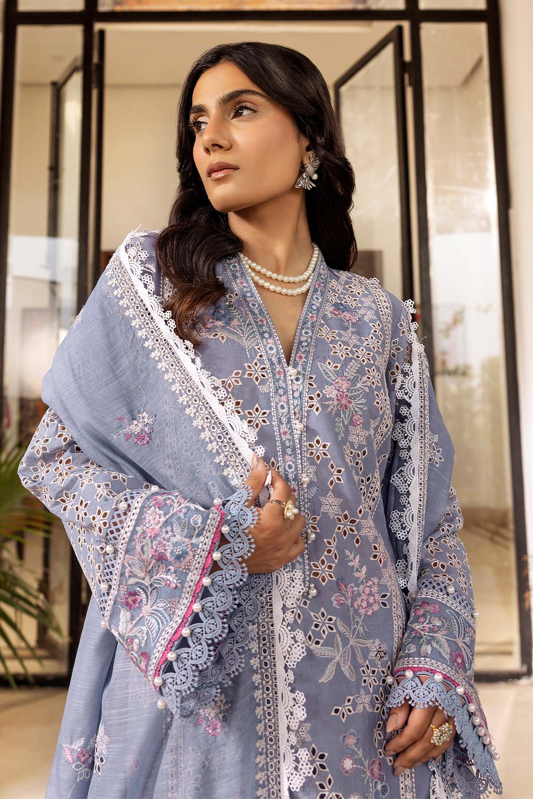Motifz P/Luxury Lawn C/Dupatta`25 S#302