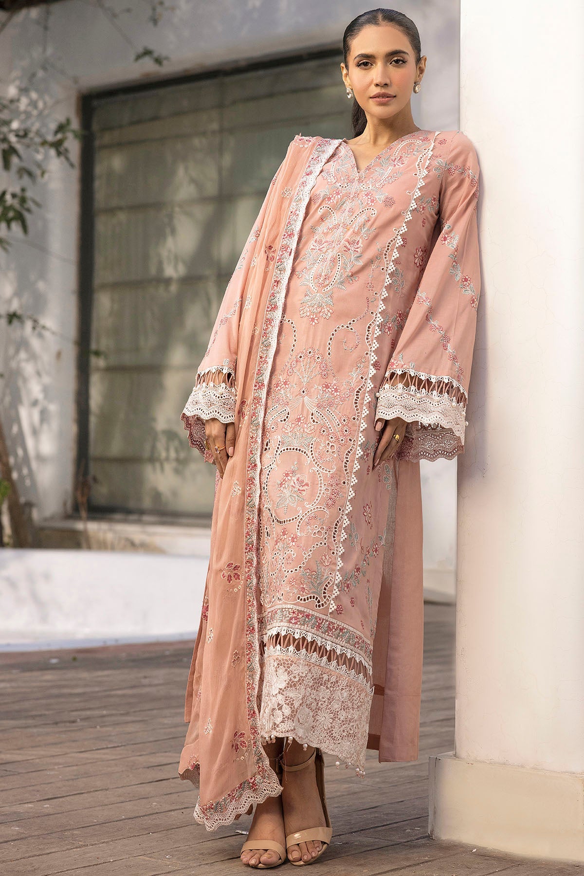 Motifz P/Luxury Lawn C/Dupatta`25 S#309