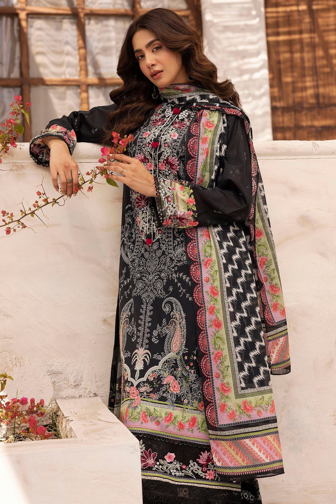 Motifz Digital Print Lawn`25 D#5413