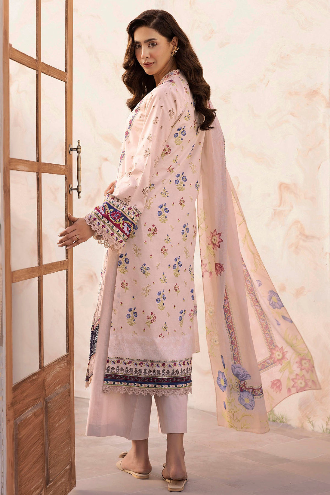 Motifz Digital Print Lawn`25 D#5414