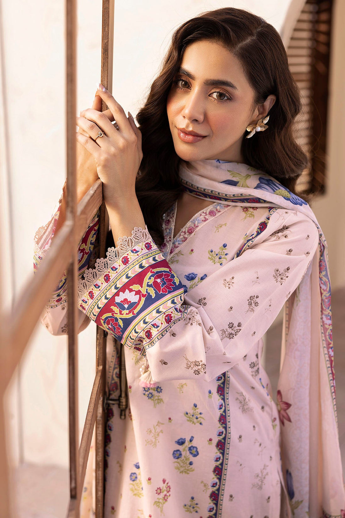 Motifz Digital Print Lawn`25 D#5414