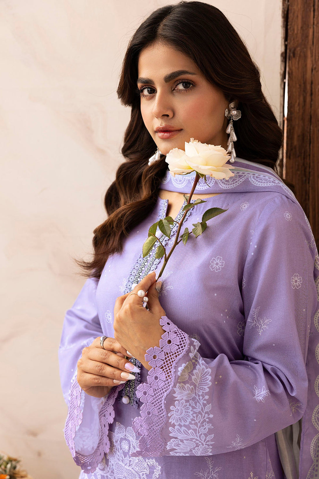 Motifz Digital Print Lawn`25 D#5415