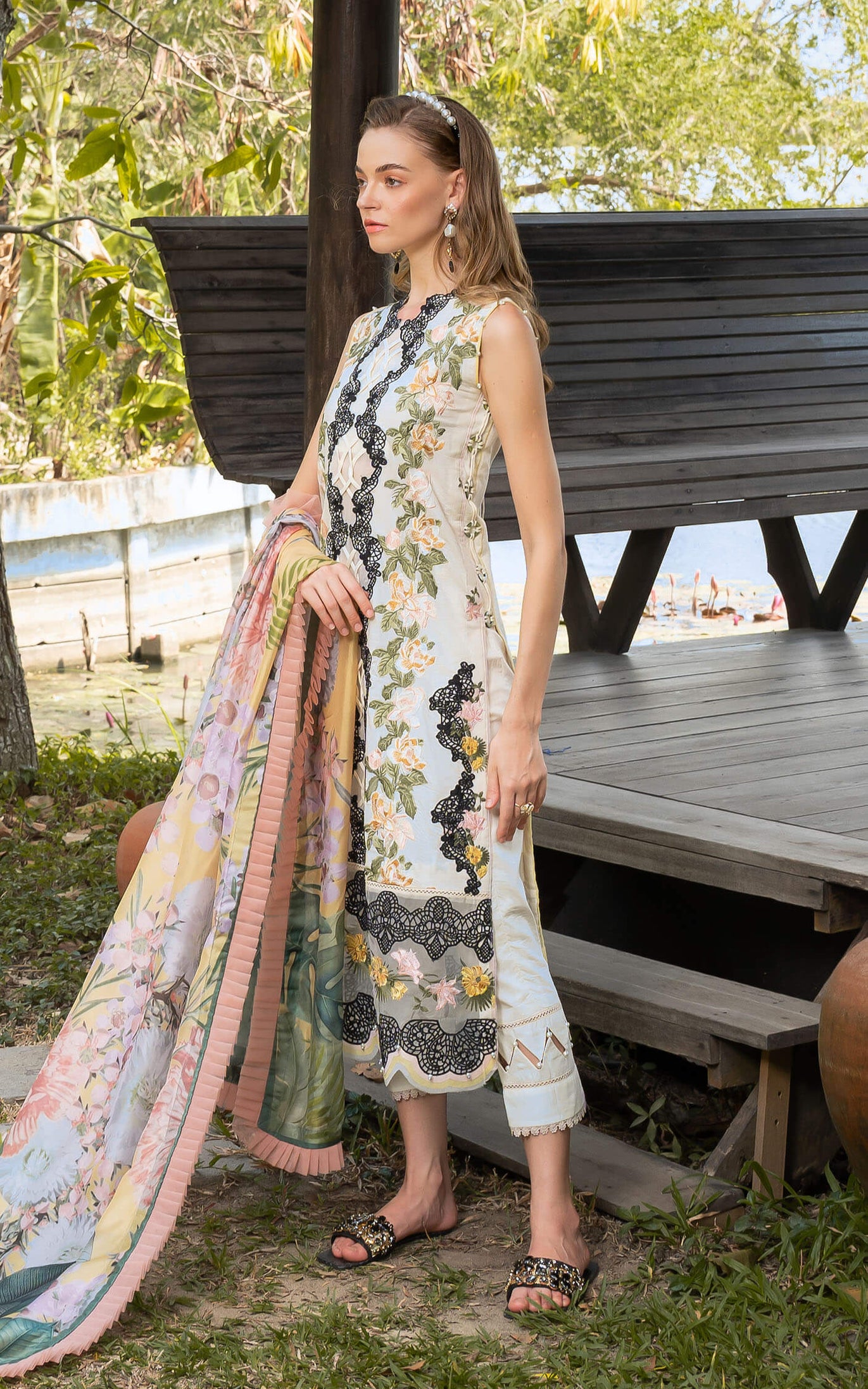 Asifa & Nabeel Luxury Lawn'24 D#09