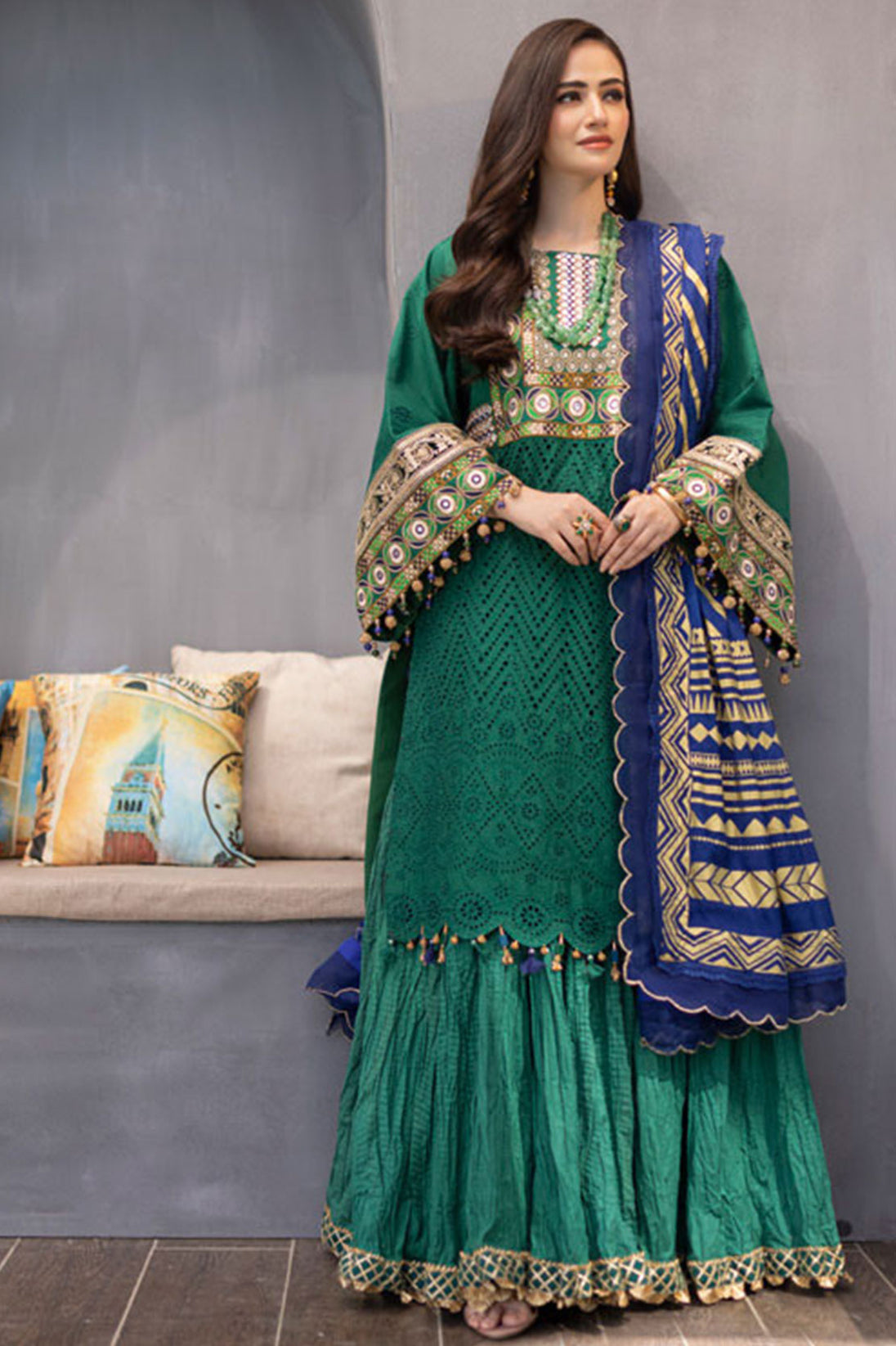Mahiymaan Luxury Lawn Eid Edit by Alzohaib '22 D# 01