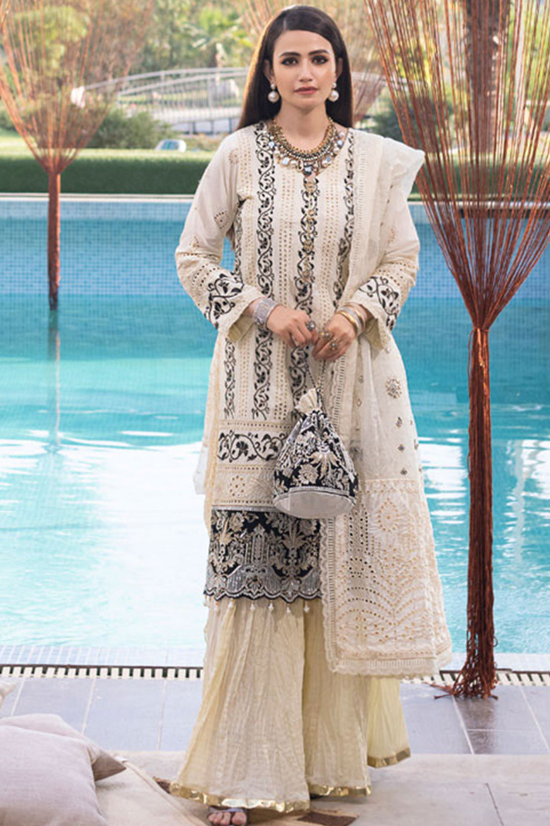Mahiymaan Luxury Lawn Eid Edit by Alzohaib '22 D# 02