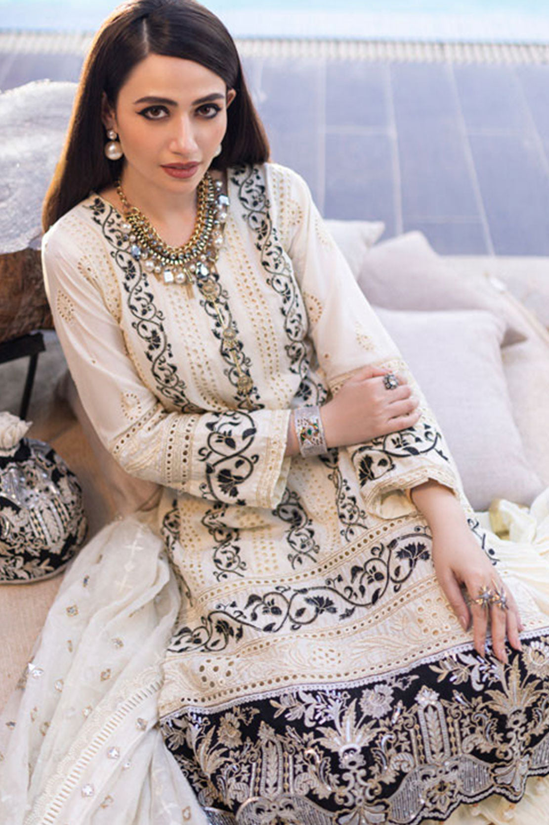 Mahiymaan Luxury Lawn Eid Edit by Alzohaib '22 D# 02
