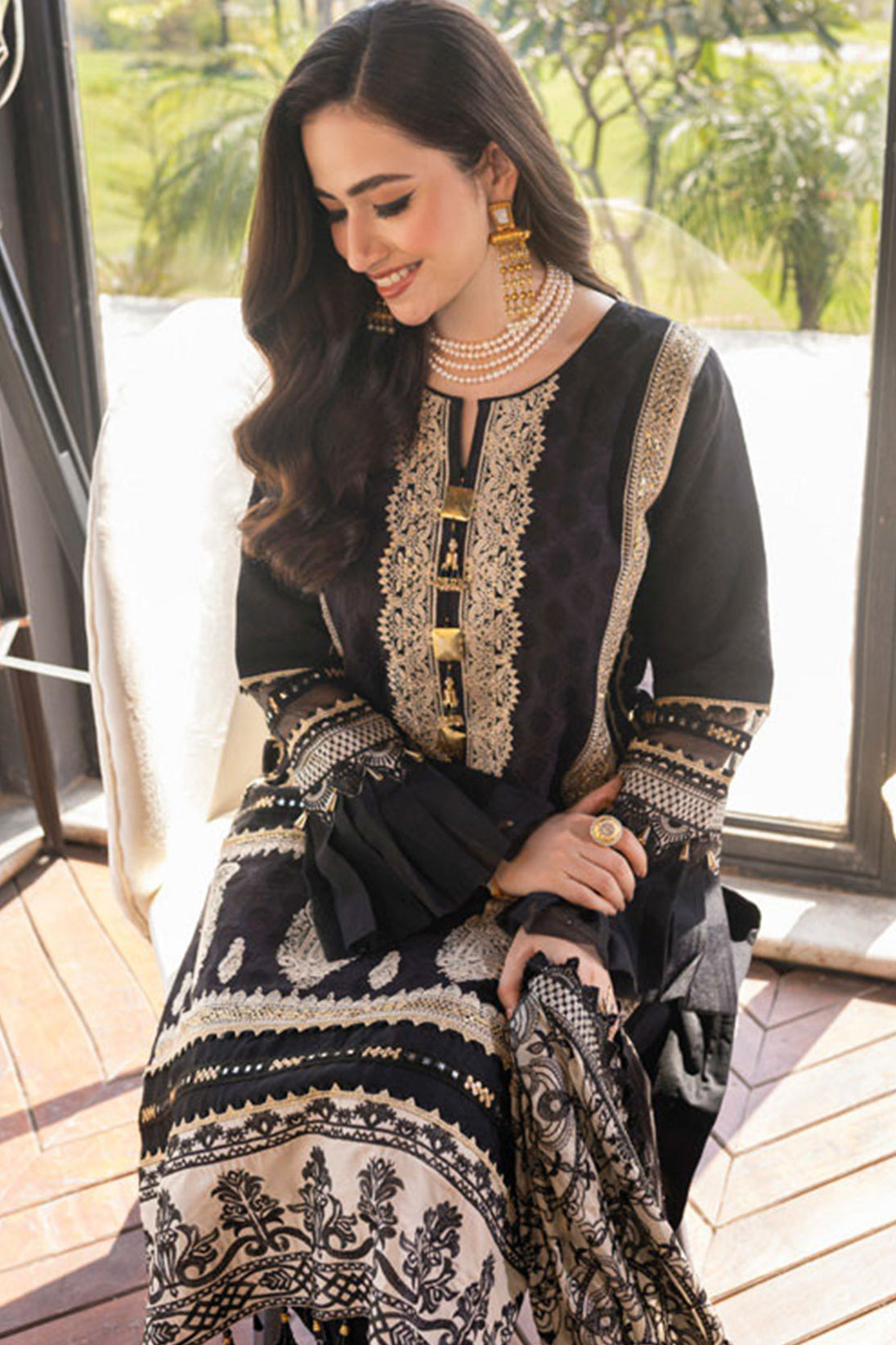 Mahiymaan Luxury Lawn Eid Edit by Alzohaib '22 D# 03