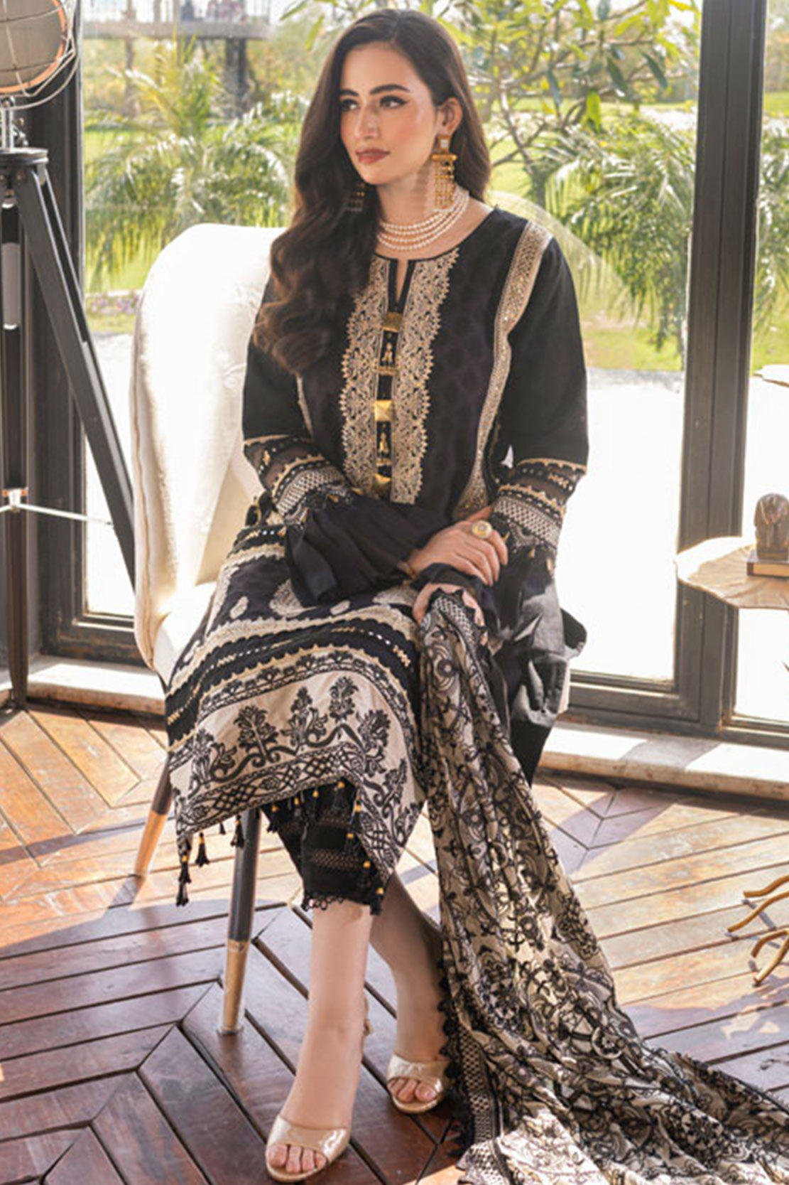 Mahiymaan Luxury Lawn Eid Edit by Alzohaib '22 D# 03