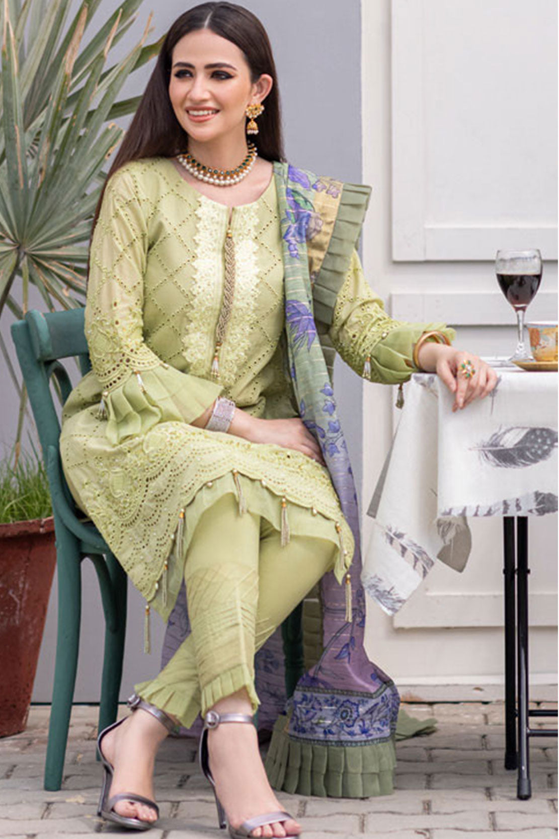 Mahiymaan Luxury Lawn Eid Edit by Alzohaib '22 D# 6A
