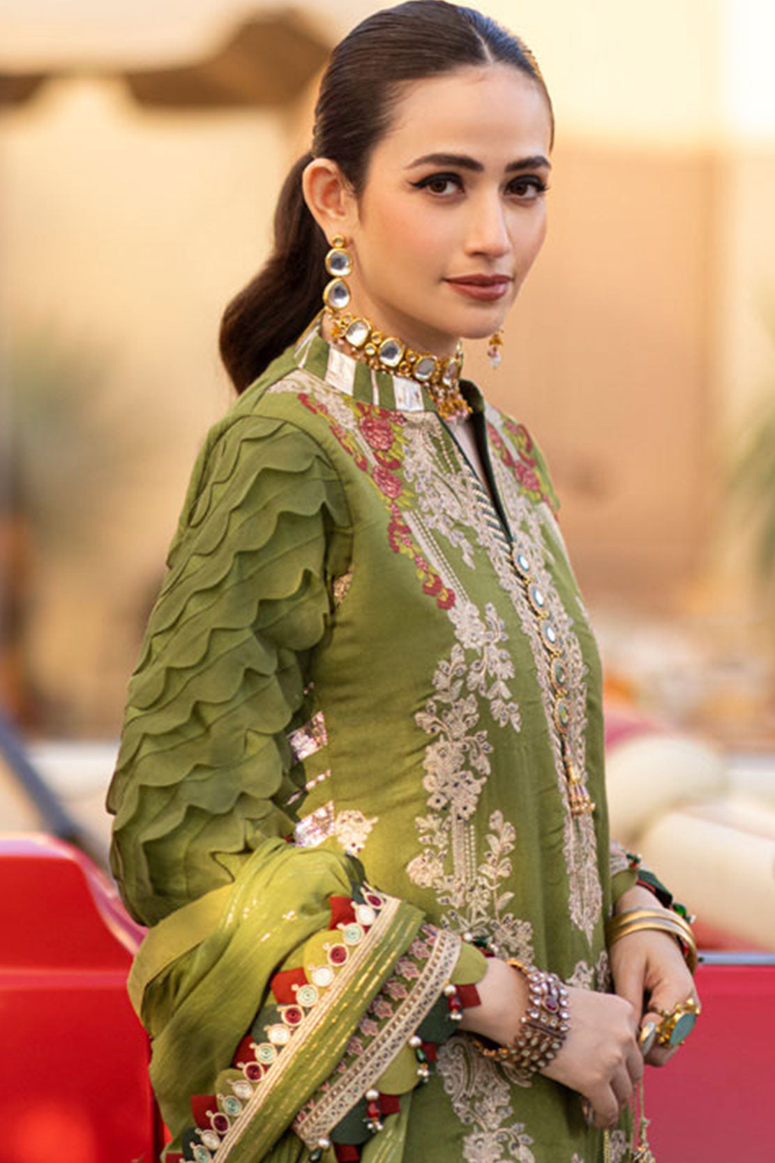 Mahiymaan Luxury Lawn Eid Edit by Alzohaib '22 D# 4B