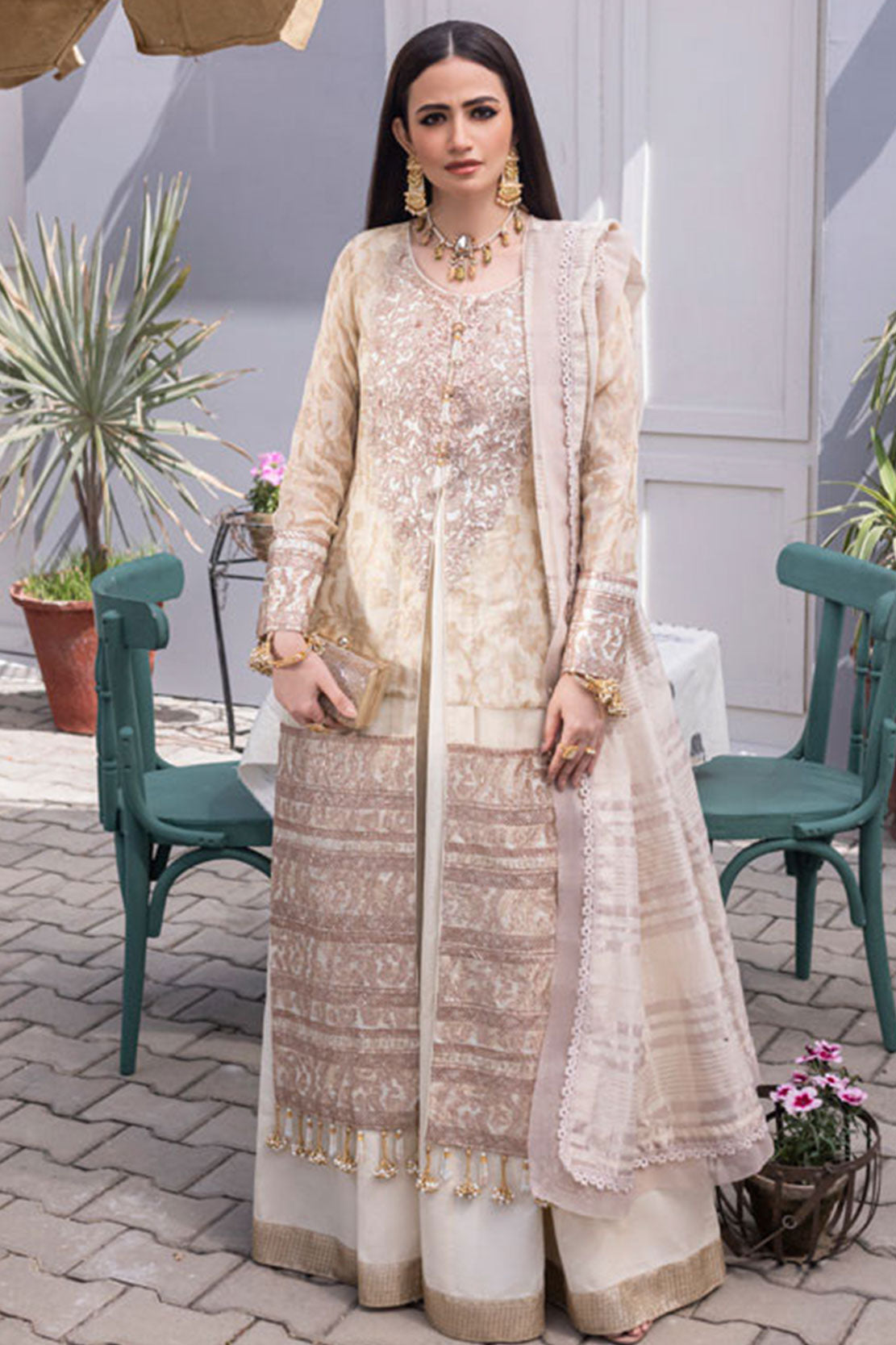 Mahiymaan Luxury Lawn Eid Edit by Alzohaib '22 D# 7B