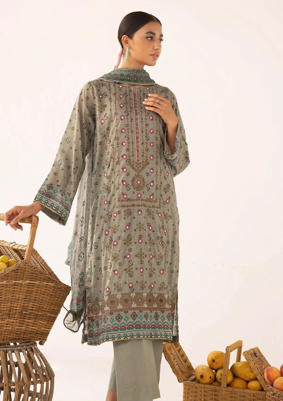 Shaista Maira D/Lawn'24 D#148