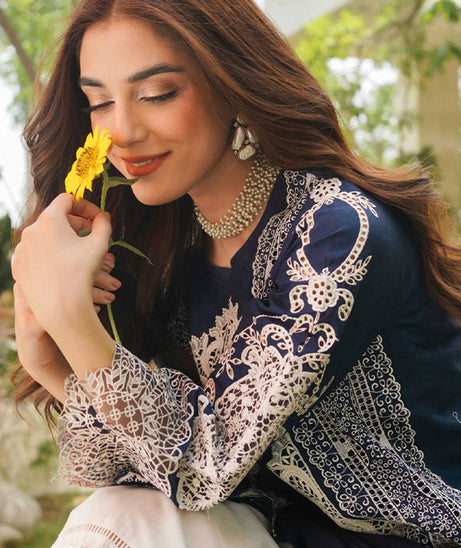 Manara Luxury Lawn'24 D#1