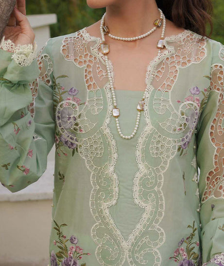 Manara Luxury Lawn'24 D#3