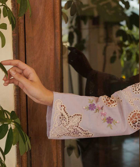 Manara Luxury Lawn'24 D#4 (Lillia)