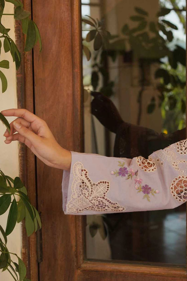 Manara Luxury Lawn'24 D#4 (Lillia)