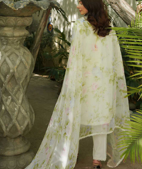 Manara Luxury Lawn'24 D#9