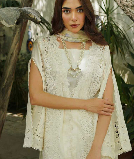 Manara Luxury Lawn'24 D#9