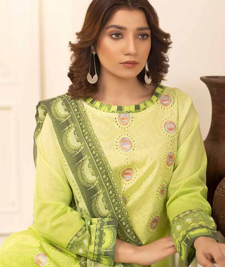 Manizay Gulnar C/Kari Lawn`21 D#07