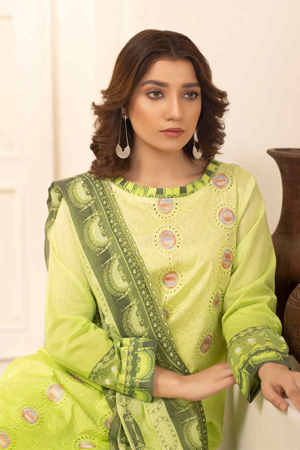 Manizay Gulnar C/Kari Lawn`21 D#07