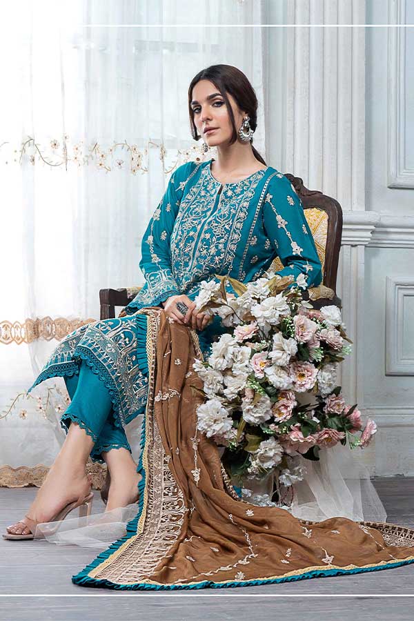 Manizay Dastan Noori E/Lawn'22 D#8