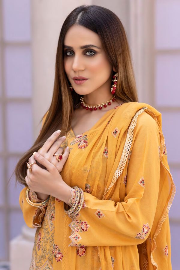 Manizay P/Bamber C/Dupatta`22 D#06