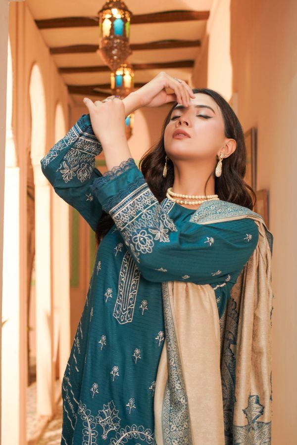 Manizay Bana Dora E/Pashmina Shawl`25 D#3