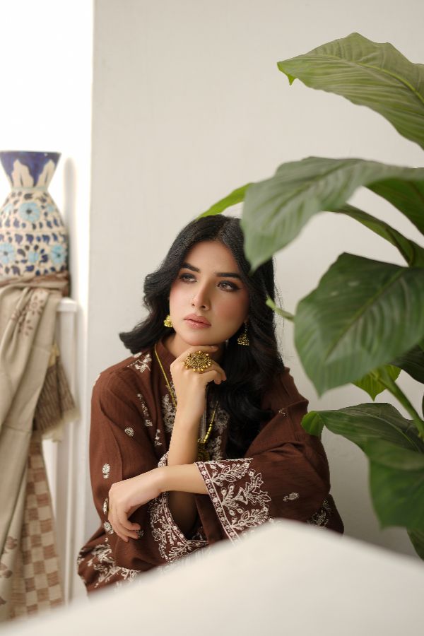 Manizay Premium Emb Dhanak`25 D#5