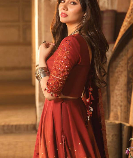 Maria.B Lawn'22 D#5 A