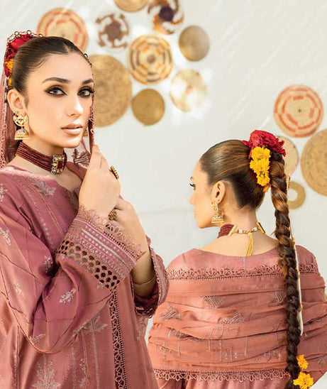 Marjjan Heer Emb Lawn'23 SMC#101