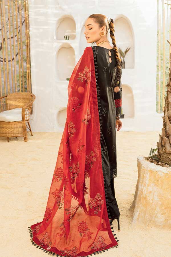 Marjjan Heer Emb Lawn'23 SMC#102