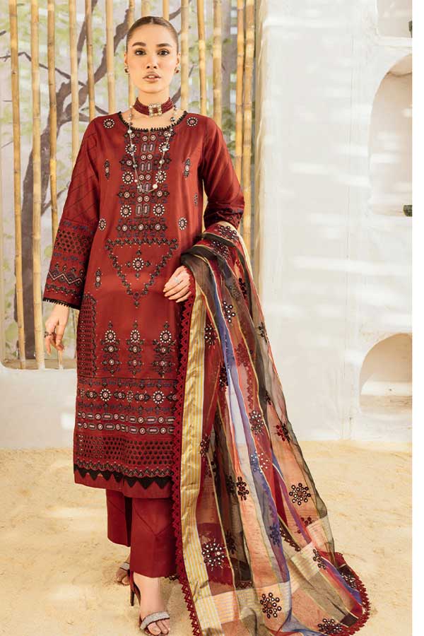 Marjjan Heer Emb Lawn'23 SMC#104