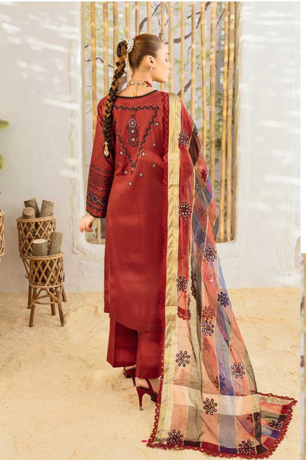 Marjjan Heer Emb Lawn'23 SMC#104