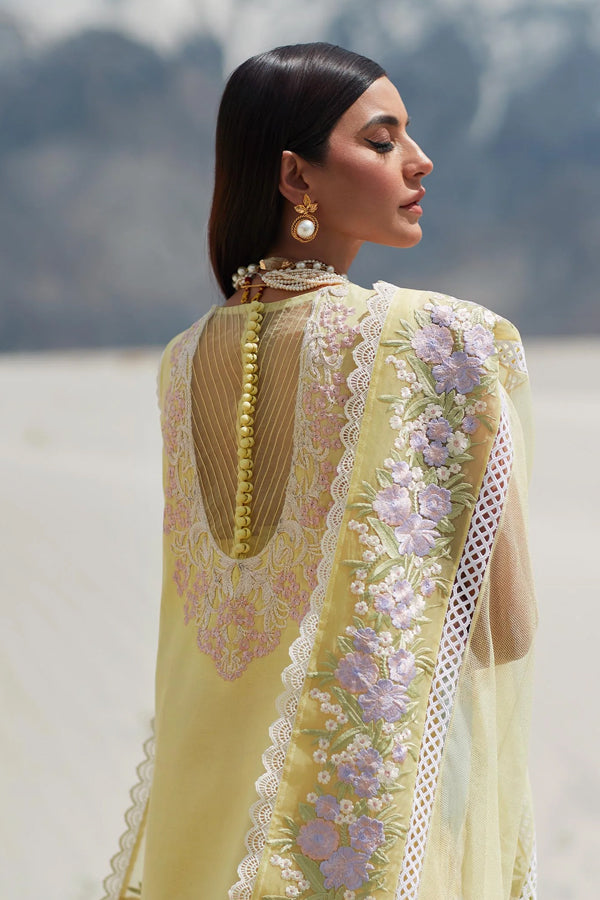 Crimson X Saira Shakira Luxury Lawn `23 D#8A