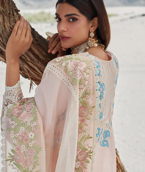 Crimson X Saira Shakira Luxury Lawn `23 D#8B