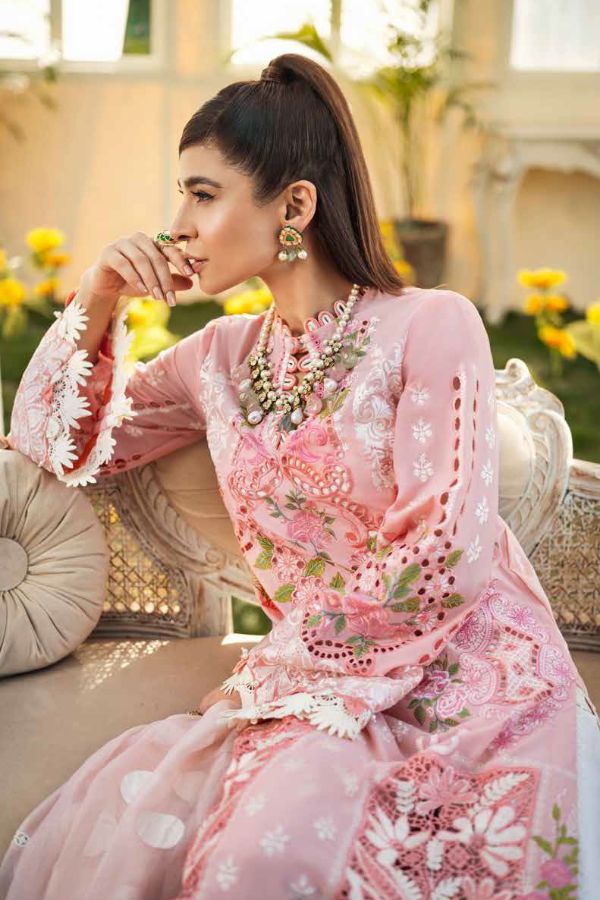 Maryam hussain Luxury Lawn`22 D# 07 DIMPLE
