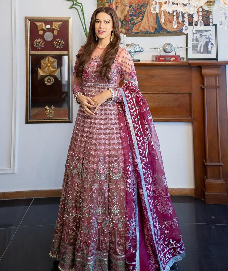 Maryam Hussain Marwa Formal'21 D#8