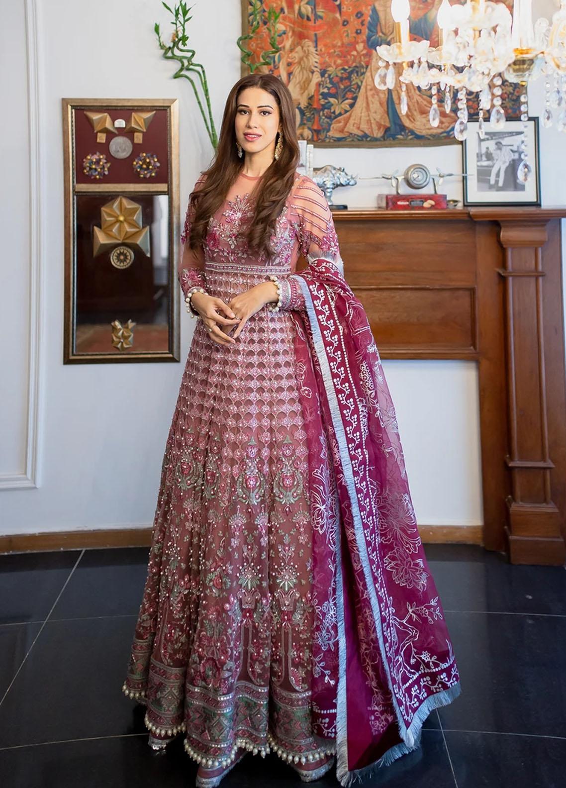 Maryam Hussain Marwa Formal'21 D#8