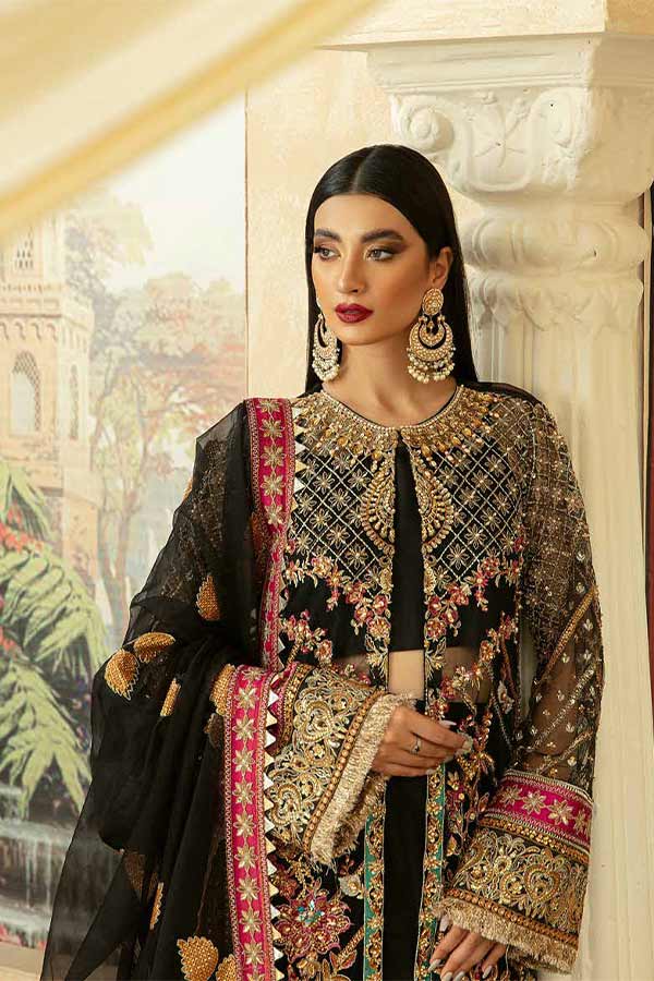 Maryam Hussain Marwa festive'22  KAIYNAT