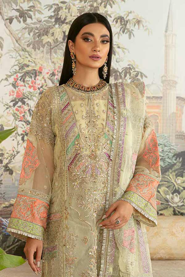 Maryam Hussain Marwa festive'22  NAAZ