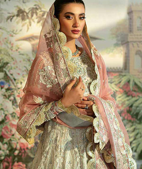 Maryam Hussain Marwa festive'22  NOORBANO