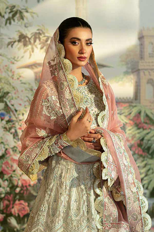 Maryam Hussain Marwa festive'22  NOORBANO