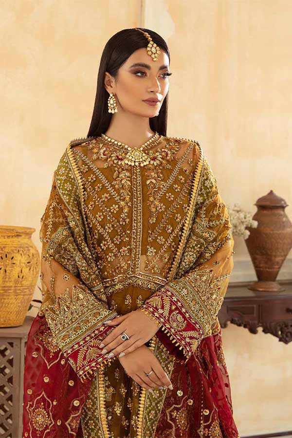 Maryam Hussain Marwa festive'22  SANDAL