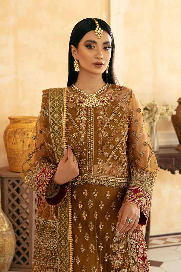 Maryam Hussain Marwa festive'22  SANDAL