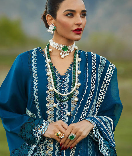 Crimson X Saira Shakira Luxury Lawn `23 D#7A