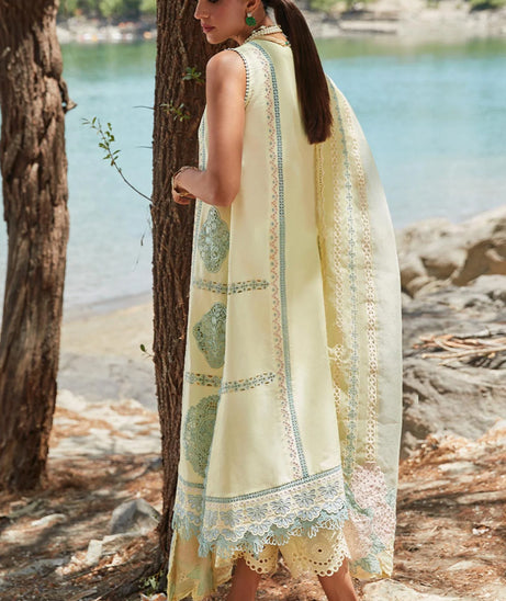 Crimson X Saira Shakira Luxury Lawn `23 D#7B